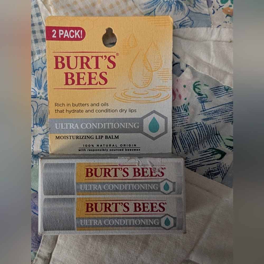 🦋 Burt's Bees Ultra Conditioning Lip Balm 2 Pack
